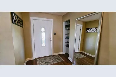 1852 The Circle, Canton Township, PA 15301 - Photo 5