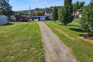 1852 The Cir, Canton Township, PA 15301 - Photo 31