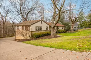 11 Thornridge Rd, Kilbuck Twp, PA 15202 - Photo 3