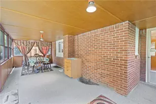 235 Cherrydell Dr, Scott Township, PA 15220 - Photo 13