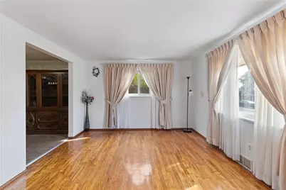 235 Cherrydell Dr, Scott Township, PA 15220 - Photo 3