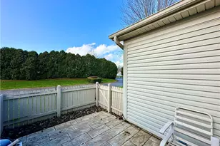 3534 Hunters Woods Blvd, Neshannock Township, PA 16105 - Photo 7