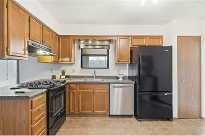 912 Glenwood Court, Cranberry Township, PA 16066 - Photo 15