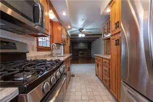 221 Disney Dr, Moon/Crescent Twp, PA 15108 - Photo 15