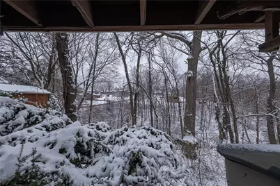 221 Disney Dr, Moon/Crescent Twp, PA 15108 - Photo 9