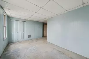 122 N Holland Ave, Rankin, PA 15104 - Photo 15