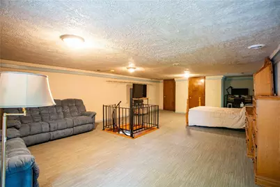 385 Wallace Run Road, Big Beaver, PA 15010 - Photo 21