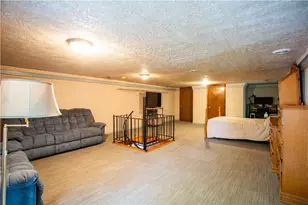 385 Wallace Run Rd, Big Beaver, PA 15010 - Photo 21