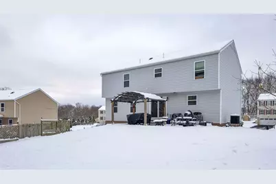 302 Red Fox Ct, Economy, PA 15005 - Photo 5