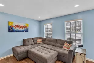 302 Red Fox Ct, Economy, PA 15005 - Photo 11