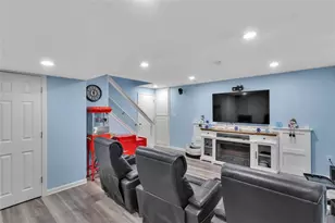 302 Red Fox Ct, Economy, PA 15005 - Photo 31