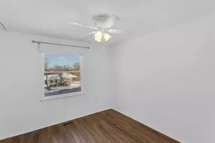 150 Willow Dr, Economy, PA 15042 - Photo 19