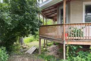 4 Brokers Ln, Hempfield Township, PA 15675 - Photo 3