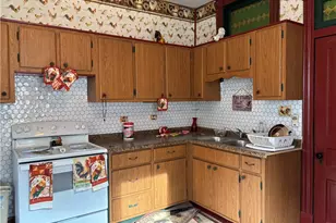 4 Brokers Ln, Hempfield Township, PA 15675 - Photo 21