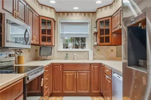 1033 Rutledge Dr, Pittsburgh, PA 15241 - Photo 9