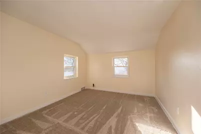 975 Illinois Ave, Pittsburgh, PA 15221 - Photo 15