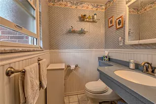 216 Roxbury Dr, Hempfield Township, PA 15601 - Photo 17