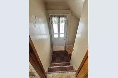 325 Crest Ave, Charleroi Boro, PA 15022 - Photo 27