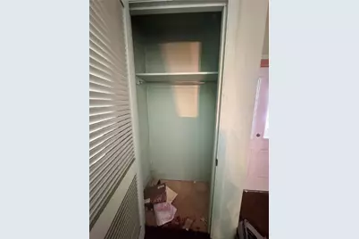 325 Crest Ave, Charleroi Boro, PA 15022 - Photo 25