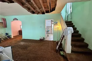 325 Crest Ave, Charleroi Boro, PA 15022 - Photo 11