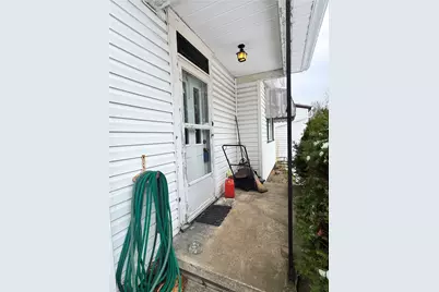 325 Crest Ave, Charleroi Boro, PA 15022 - Photo 37