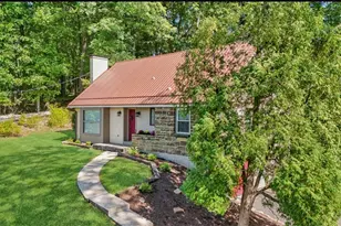 3316 Leechburg Rd, Lower Burrell, PA 15068 - Photo 1