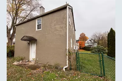 321 E Garfield Avenue, New Castle, PA 16105 - Photo 11