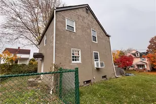 321 E Garfield Ave, New Castle, PA 16105 - Photo 9