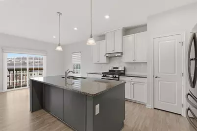 5026 Summit Dr, South Park, PA 15129 - Photo 9