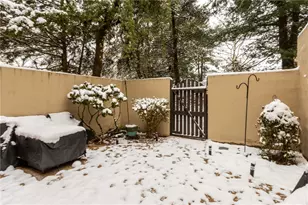 1104 W Ridge Rd, Pittsburgh, PA 15101 - Photo 29