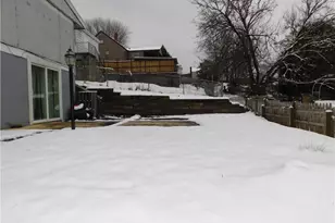 35 Pershing Ave, Uniontown, PA 15401 - Photo 7