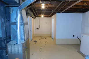 35 Pershing Ave, Uniontown, PA 15401 - Photo 37