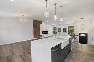 2715 Otterbein Dr, Pittsburgh, PA 15101 - Photo 13