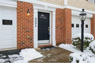 221 Persimmon Ln, Canonsburg, PA 15317 - Photo 3