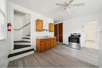 214 S 7th Street, Jeannette, PA 15644 - Photo 5