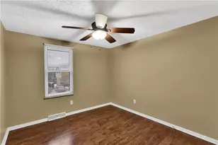 124 MacBeth Dr, Lower Burrell, PA 15068 - Photo 11