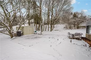 8784 Terrace Dr, Pittsburgh, PA 15237 - Photo 31