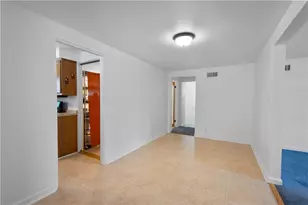 8784 Terrace Dr, Pittsburgh, PA 15237 - Photo 7