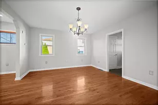 4839 Lougean Ave, Pittsburgh, PA 15207 - Photo 9