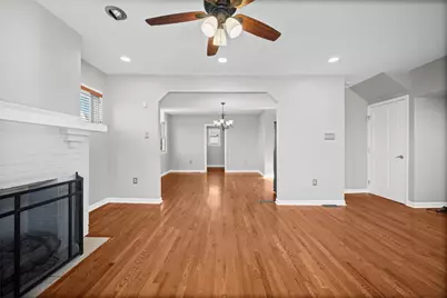 4839 Lougean Ave, Pittsburgh, PA 15207 - Photo 7