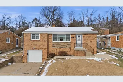 1241 Pleasantvue Dr, Pittsburgh, PA 15227 - Photo 1