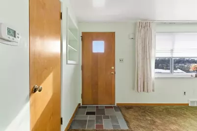 1241 Pleasantvue Dr, Pittsburgh, PA 15227 - Photo 3