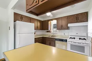 1241 Pleasantvue Dr, Pittsburgh, PA 15227 - Photo 7