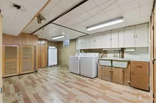 1241 Pleasantvue Dr, Pittsburgh, PA 15227 - Photo 19