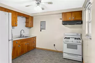 813 Lynda Ln, North Versailles, PA 15137 - Photo 11