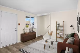 813 Lynda Ln, North Versailles, PA 15137 - Photo 7