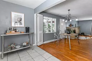 1962 Shady Oak Dr, Pittsburgh, PA 15101 - Photo 11