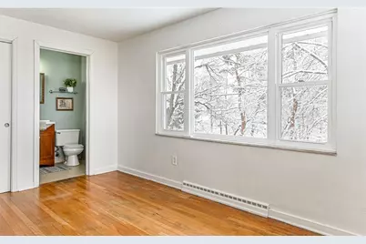 1962 Shady Oak Dr, Pittsburgh, PA 15101 - Photo 17