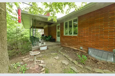 1962 Shady Oak Dr, Pittsburgh, PA 15101 - Photo 29