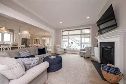 703 Ivy, Cranberry Township, PA 16066 - Photo 3